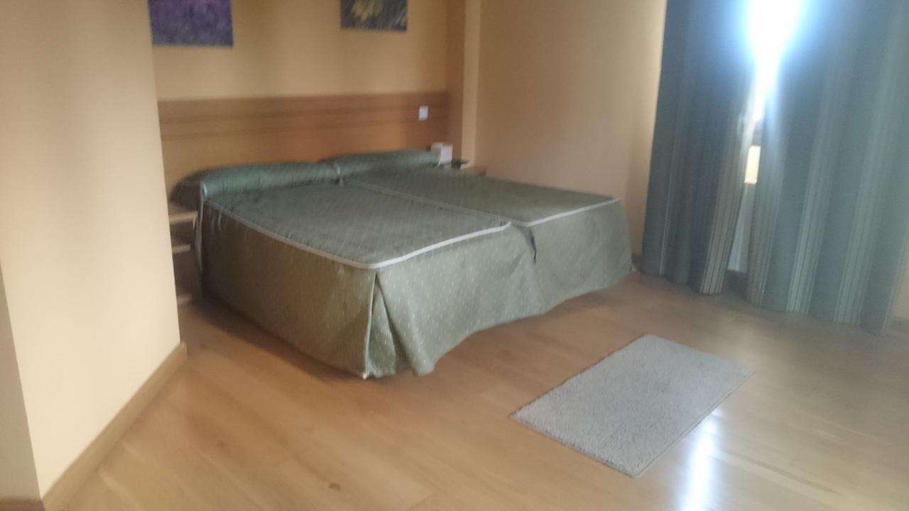 Hotel Santuario Urkiola - Lagunetxea Urquiola Esterno foto
