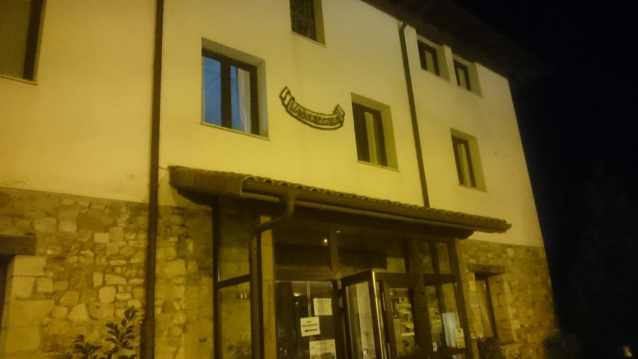 Hotel Santuario Urkiola - Lagunetxea Urquiola Esterno foto