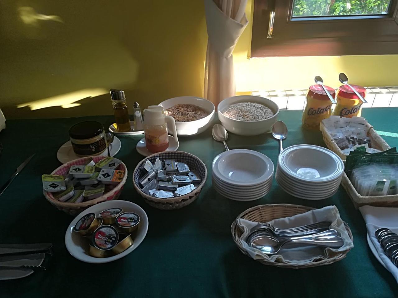 Hotel Santuario Urkiola - Lagunetxea Urquiola Esterno foto